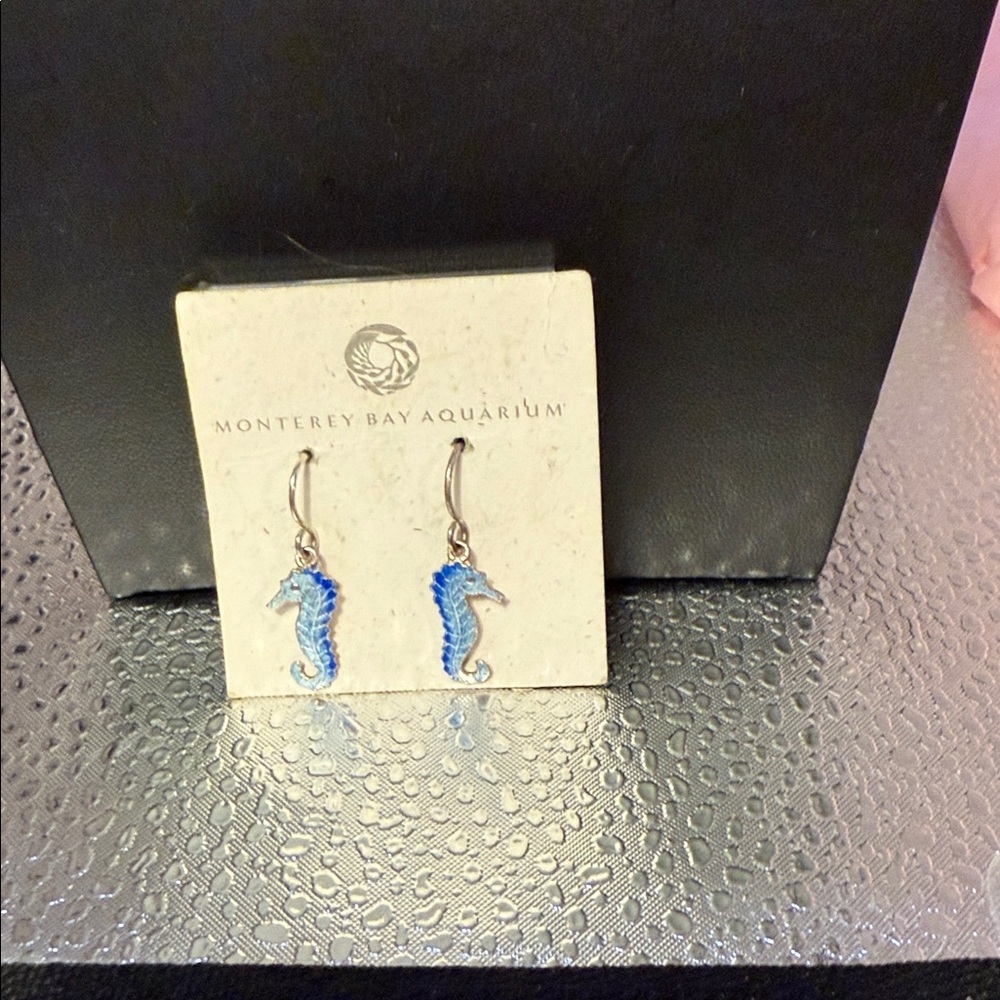 Monterey Bay Aquarium Seahorse Earrings​